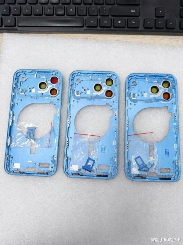 世界杯下单平台 iPhone18 Pro Max真机流露: 设置已实锤, 硬件规格也很激进!
